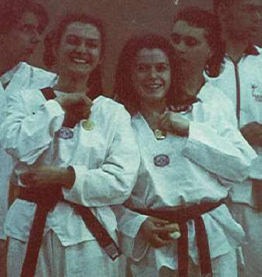 LuciaSilviaCF93.jpg (14835 byte)
